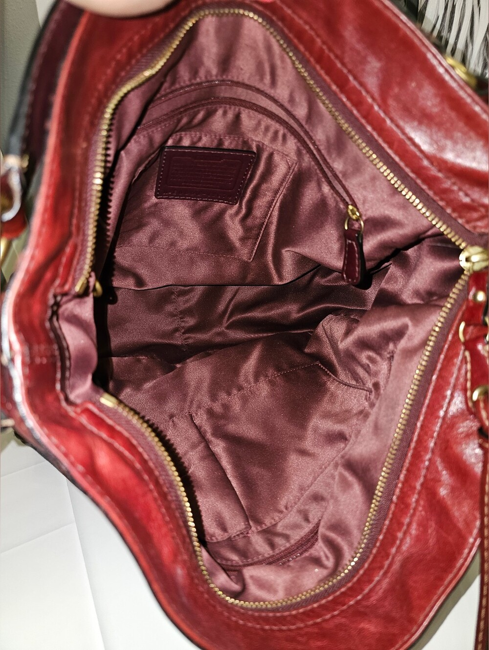 Coach 2008 Large Zoe Signature Hobo 12674 Burgundy Leather Jacquard - Picture 13 of 16